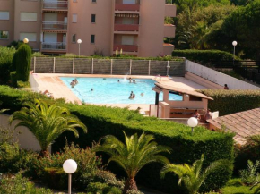 Studio cosy avec vue sur la mer à Bormes-les-Mimosas, 20 m².